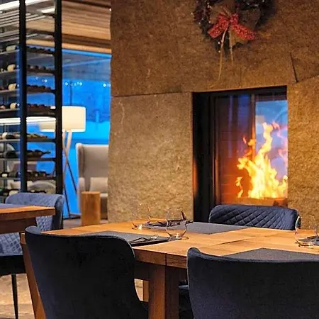 Aldrov Hotel 4*